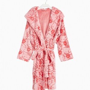 RARE!!! Vera Bradly Hello Kitty Pink Fleece Robe